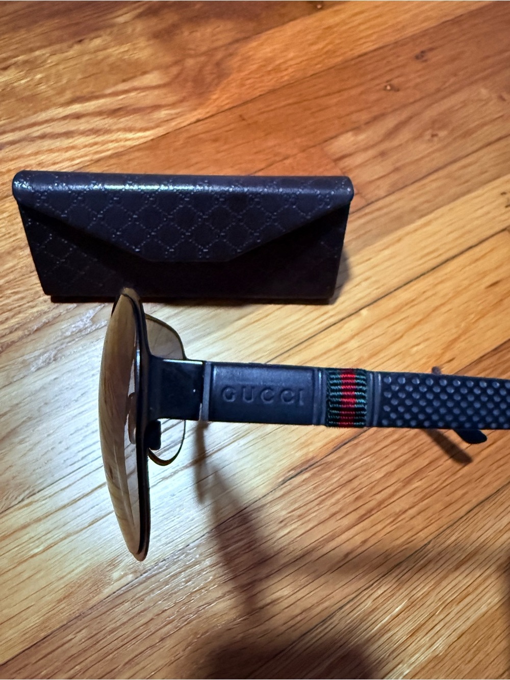 Gucci Black Aviator Sunglasses with Dark Lenses GG 2252/S - Picture 6 of 11